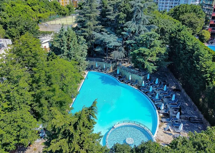 Excelsior Golden Sands