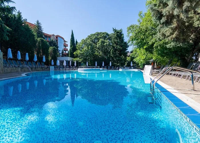 Excelsior Golden Sands