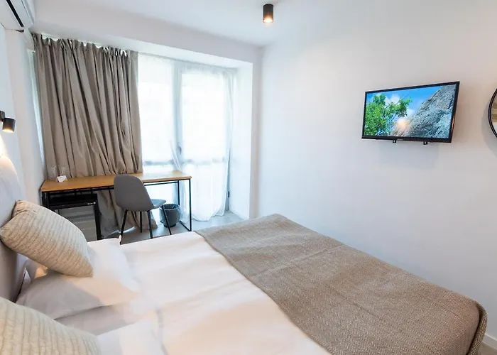 Excelsior Golden Sands