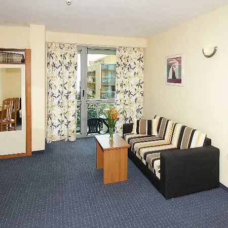 Excelsior Hotel 4*